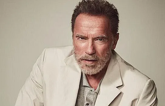 Терминаторът: Стойте вкъщи, мийте си ръцете