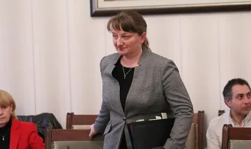 Осигуряват кризисни пари за здравната система