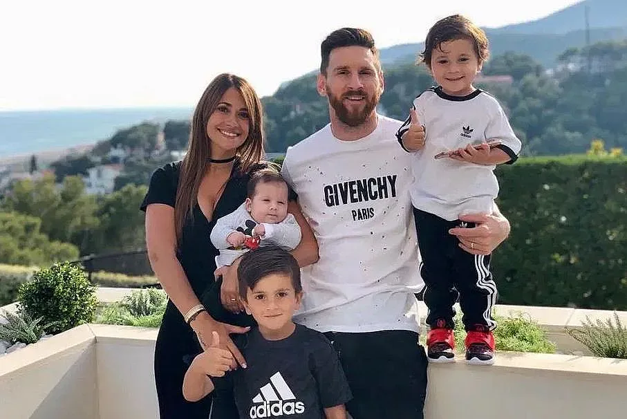 Меси с горещ призив към испанците