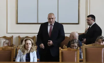 Няма да затварят границите. Засега!