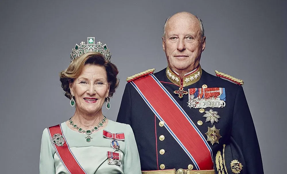 Затвориха кралски величества под карантина