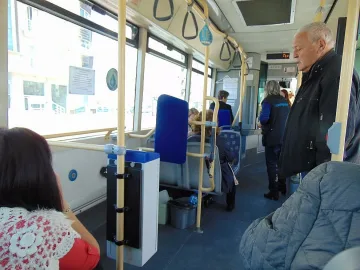 Забраниха продажбата на билети в трамваи и автобуси