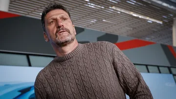 Нападнаха тежко голям шеф в ЦСКА!