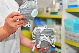 Тръгна производството на новите маски и облекла