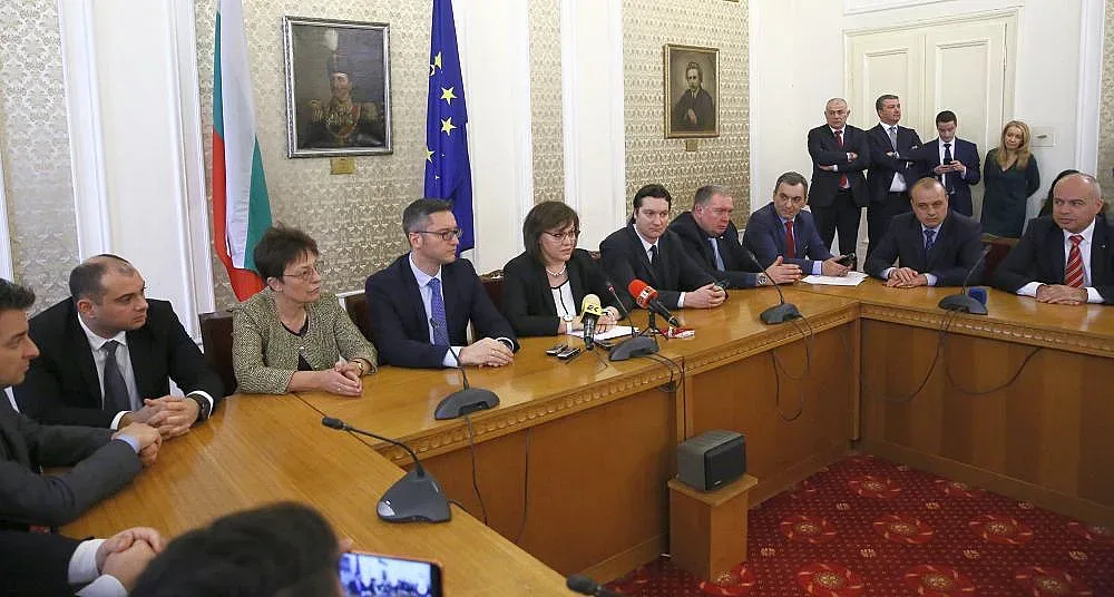 БСП иска Борисов да мълчи за вируса