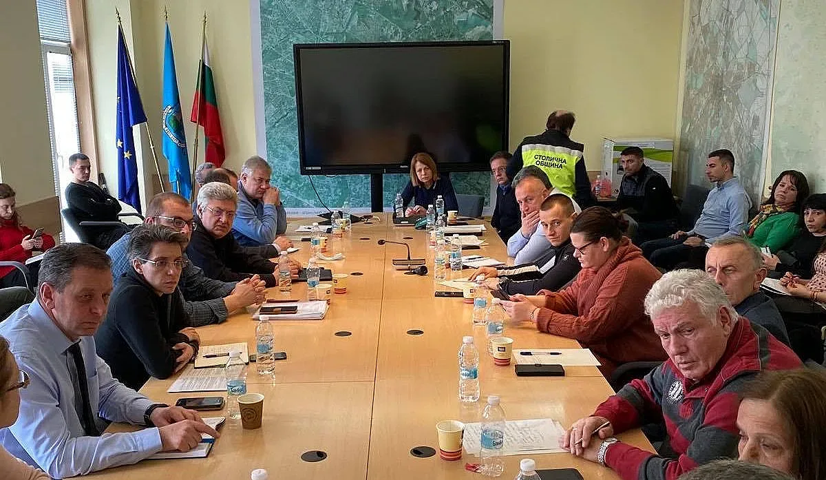 Вкарват София в противовирусен режим