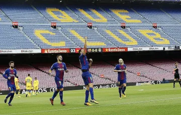 В Барса искат още да режат заплатите