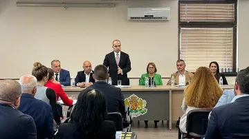 Министър Караджов категоричен. Край на мъките с градския транспорт