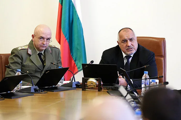 Правителството с извънредни мерки заради коронавируса