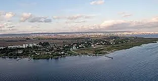 Унищожиха част от плажа на варненско село