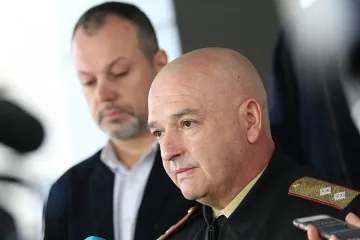 Свършиха леглата за заразни във ВМА