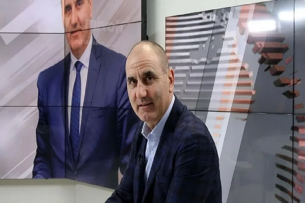 Цветанов взе да говори като царя