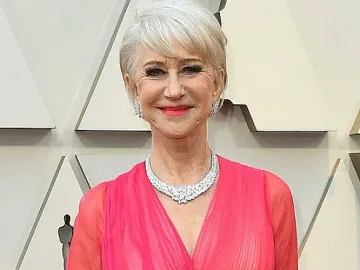 И Хелън Мирън се набута при супергероите