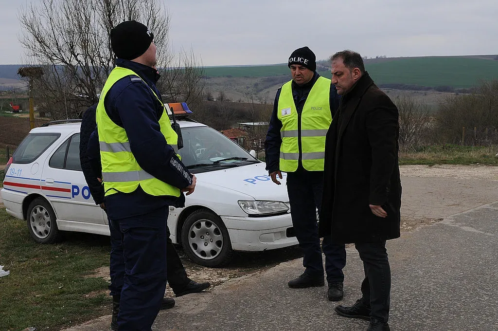 Заловиха двама издирвани при спецакция в Силистра