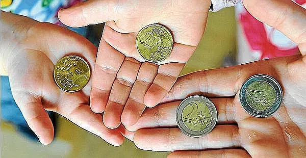 Риск от бедност застрашава 1/3 от българчетата