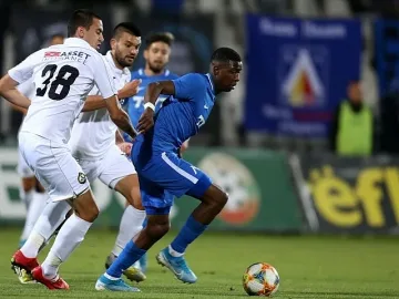 Левски приема Славия в най-старото столично дерби