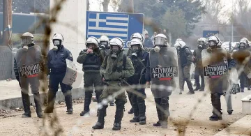 Граничният ад с бежанците продължава