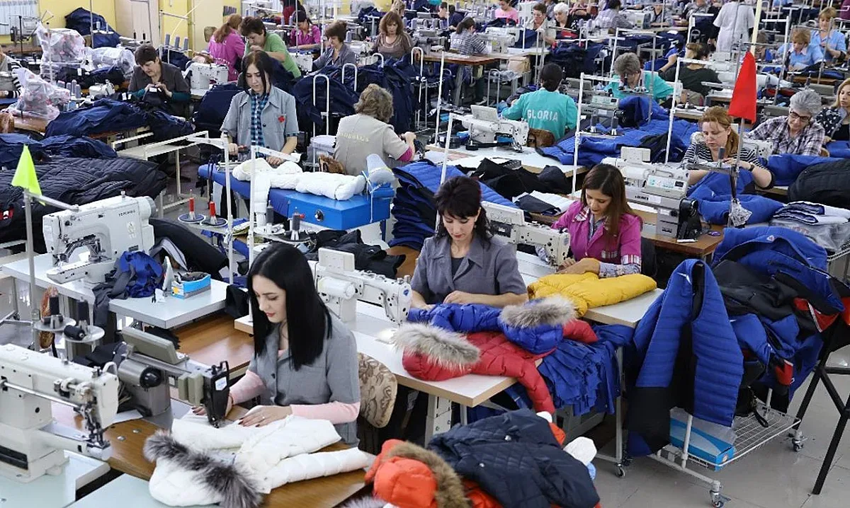 Тежък удар за шивашките фирми в България