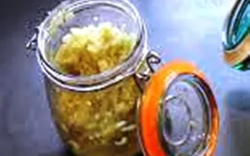 Народът го удари на чесън и ракия