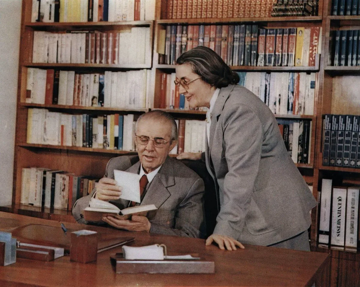 Почина жената, от която се страхуваха албанците