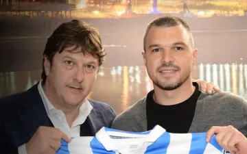 Божинов дебютира с червен картон в Италия