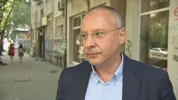 Станишев защити въвеждането на еврото