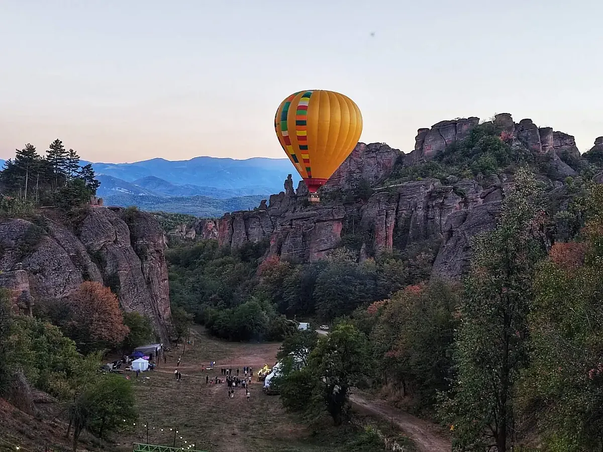 Започна V Балонена фиеста и Месец на българския театър в Белоградчик