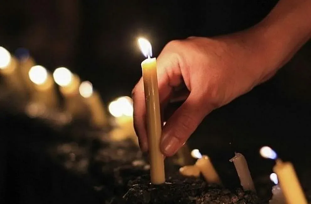 На Задушница Църквата се моли за покойните си чеда