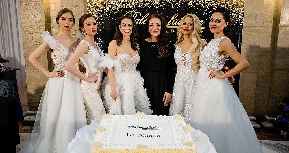 Дизайнерът Поля Кинова представи „ОДИЛИЯ“ с бляскаво ревю (СНИМКИ)