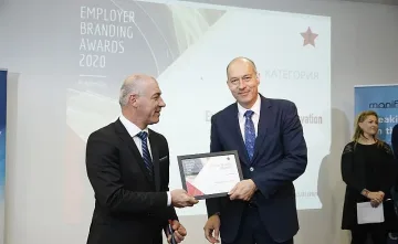 7 отличия за ОББ и ДЗИ за работодател, дарителство и доброволчество