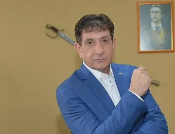 Кмет се пита колко апартамента има