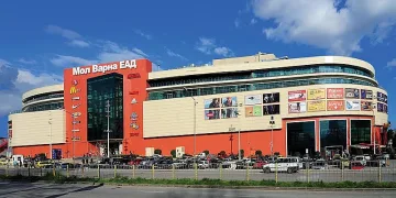 Молове се превръщат в офис сгради