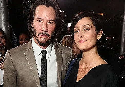 Започнаха снимките за „Матрицата 4“