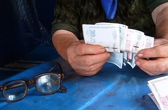 Обмислят промени за първите пенсионери с втора пенсия