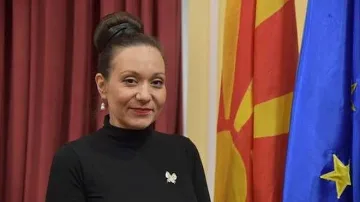 Нощно уволнение на министър