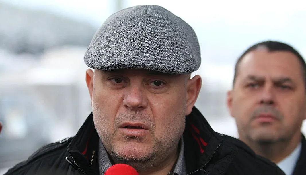 Гешев заговори за промяна в Конституцията