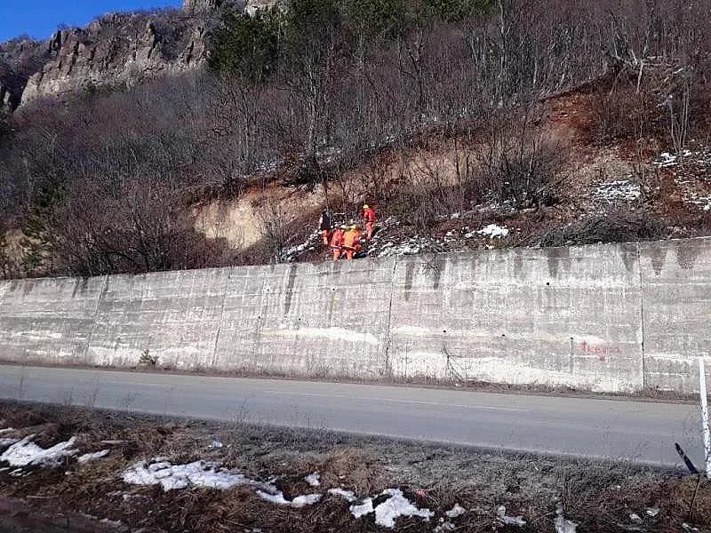 Строят пътния участък от ГКПП Калотина до Драгоман