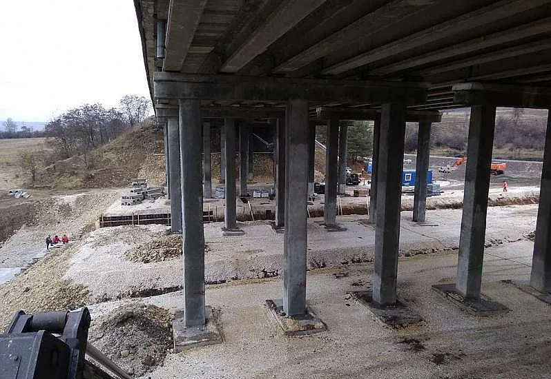 Виадуктът при 37-ми км на АМ „Тракия“ готов до края на май