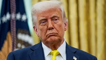 Тръмп в Италия за погребението на папата