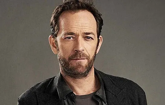 Скандал: Оскарите забравиха Люк Пери