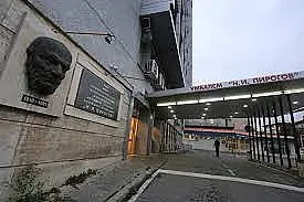 За три дни ледът прати 450 в "Пирогов"