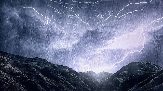 Бурята Сиара отмени полети в Амстердам