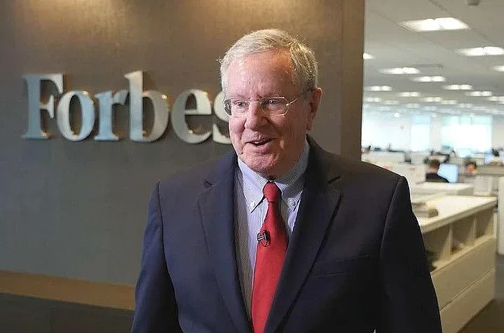 След срива на долара. Шефът на Форбс с мрачна прогноза