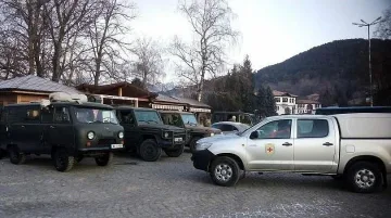 Военни дирят изчезналите под вр. Ботев баща и син