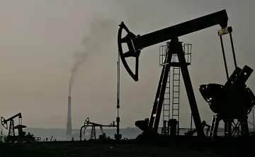 Заради коронавируса свиват производството на петрол