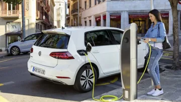 Без продаден електромобил у нас три месеца