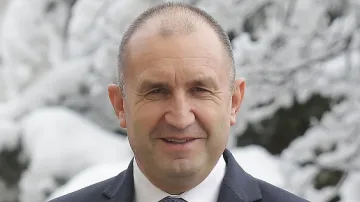 Радев с първи коментар против еврозоната