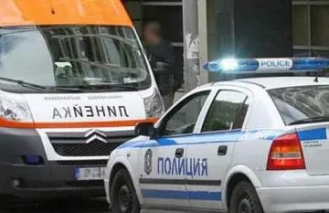 Мъж опита да се гръмне, лекари се борят за живота му