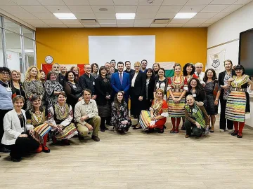 Българин ще работи за канадски сенатор