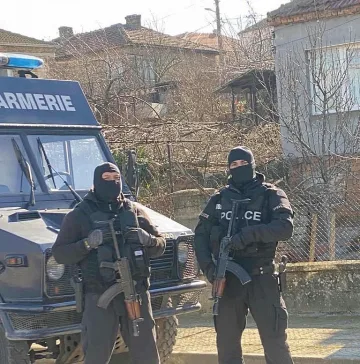 11 задържани при акция срещу битовата престъпност